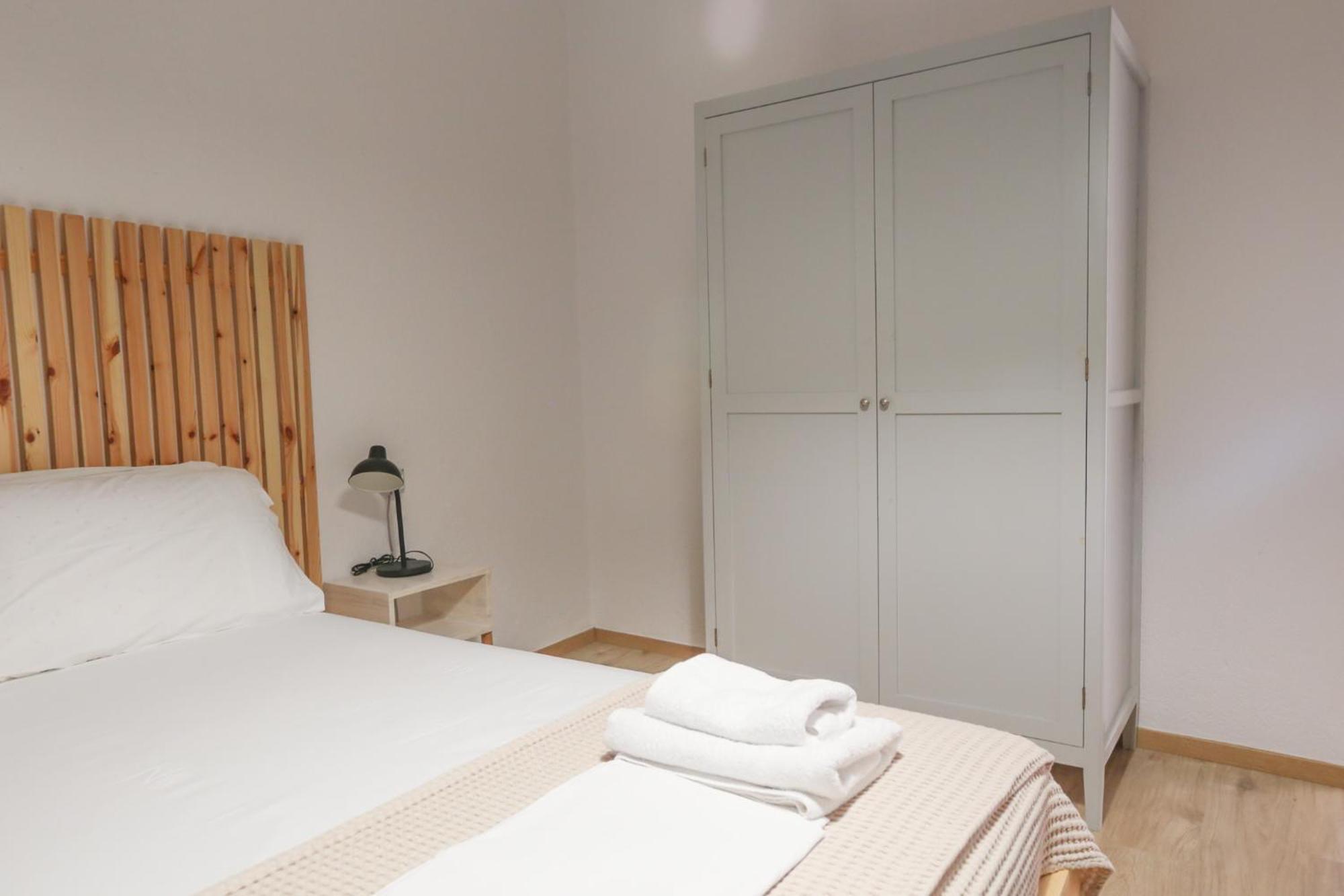 Nona'S Rooms Himare Esterno foto