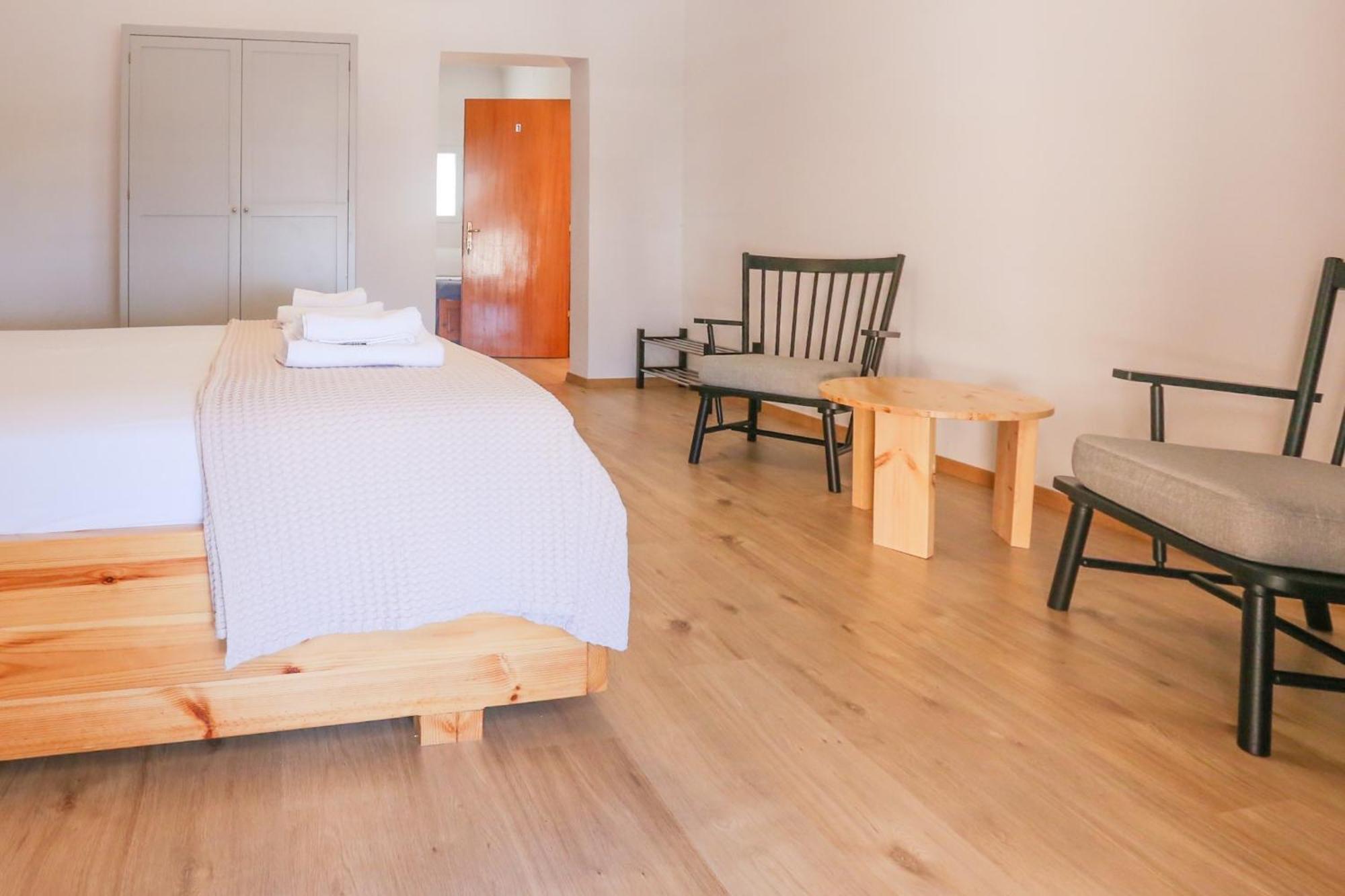 Nona'S Rooms Himare Esterno foto